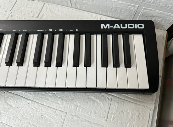 通電OK M-AUDIO MK3 KEYSTATION 61 MIDIキーボード エムオーディオ キーステーション セミウェイト USB 札幌市 白石店_画像7