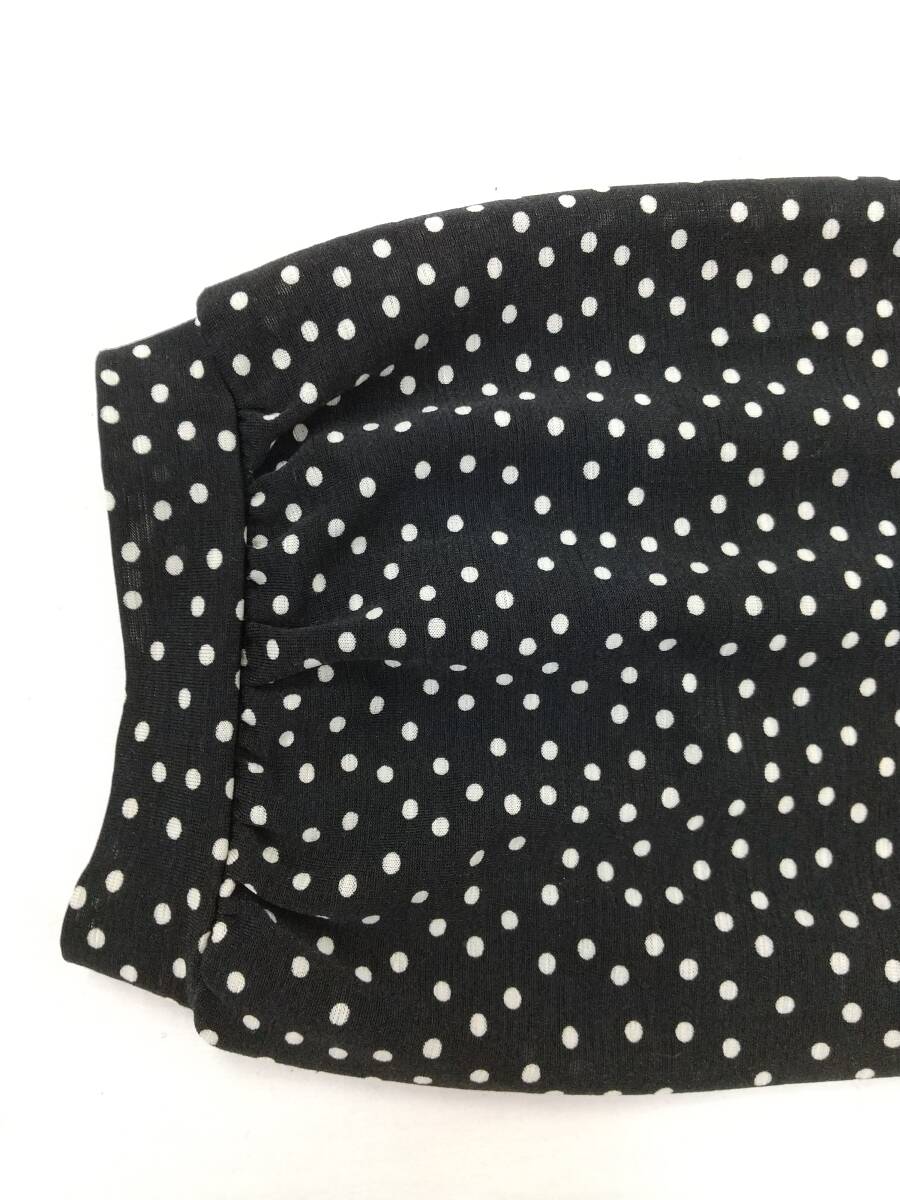 M1-01064 free shipping [ secondhand goods ] ships 7 minute sleeve One-piece lady's XS size corresponding black * white dot tag . yellow tint equipped G