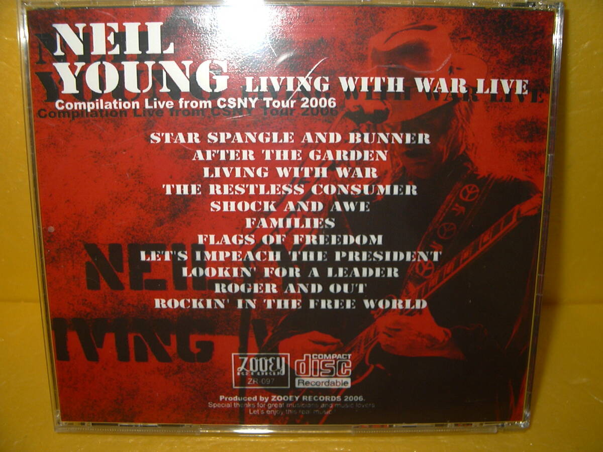 【CD】NEIL YOUNG「LIVING WITH WAR」_画像2