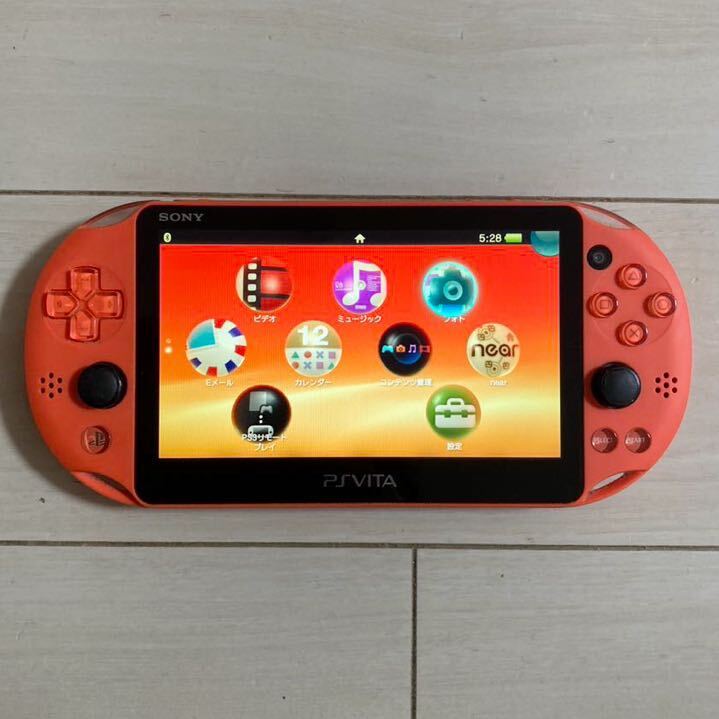 SONY PSVITA PCH-2000 ZA24 1GB 本体 wifi 動作品 初期化 ソニー ピーエス ビータ ヴィータ PlayStation プレイステーション PS 送料無料_画像1