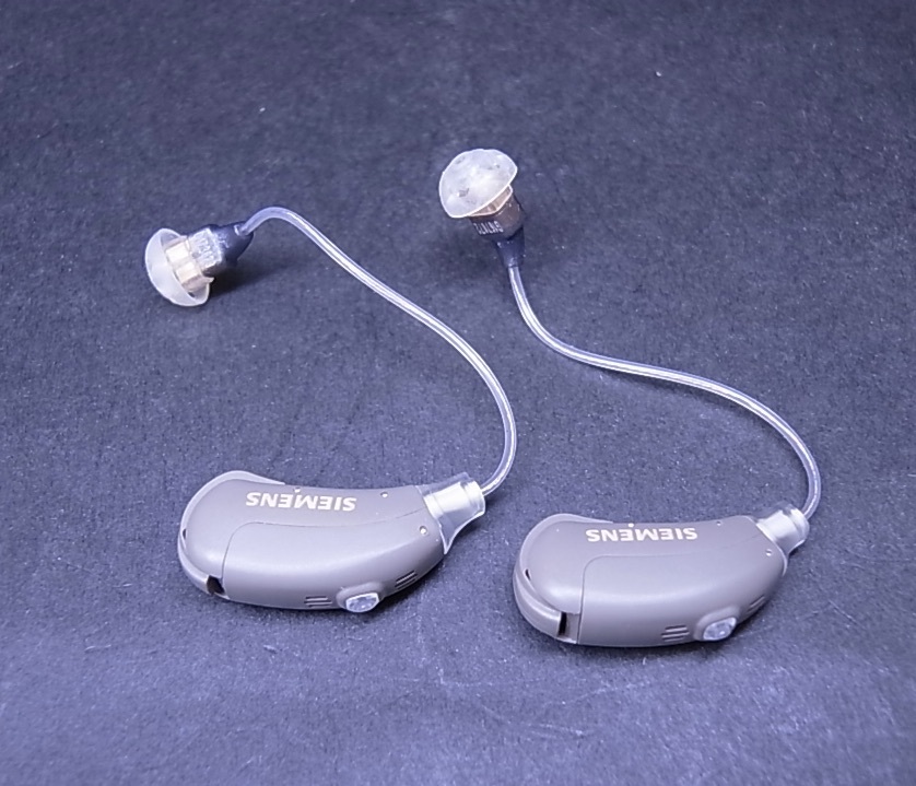 **SIEMENS Siemens digital type hearing aid PURE 500+gla Night left right set nursing medical care **