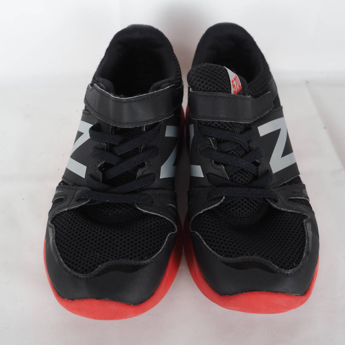 MK5362*New Balance570*ニューバランス*キッズスニーカー*22.5cm*黒_画像2