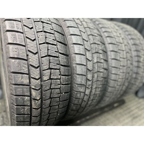 ダンロップ WINTER MAXX WM02 205/55R16 4本SET◇2018年製8分山スタッドレスタイヤ◇中古 特筆すべき損傷なし◇アイシス レガシィ等に_画像1