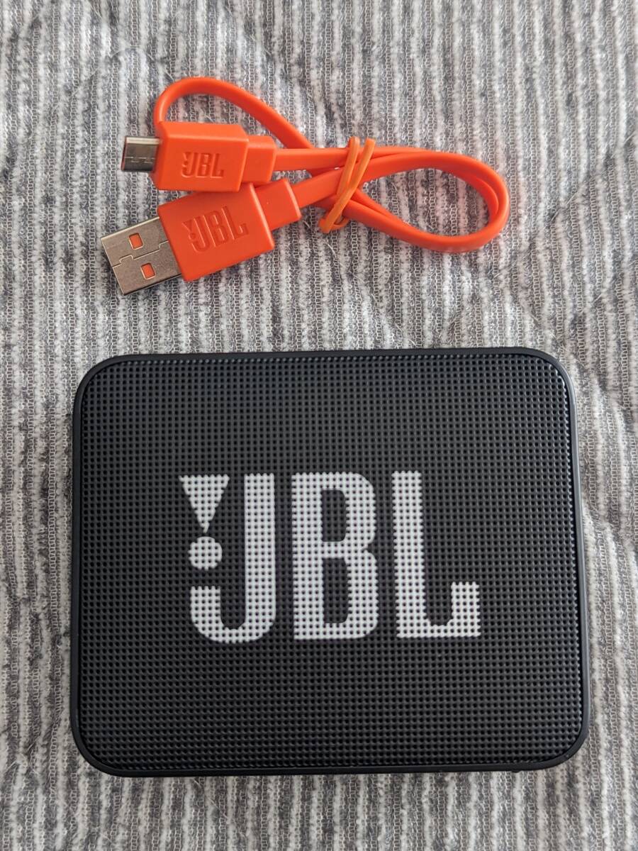★☆【ジャンク品】JBL GO2 Bluetoothスピーカー ブラック + ケース付 / 防水、ワイヤレススピーカー☆★_画像3