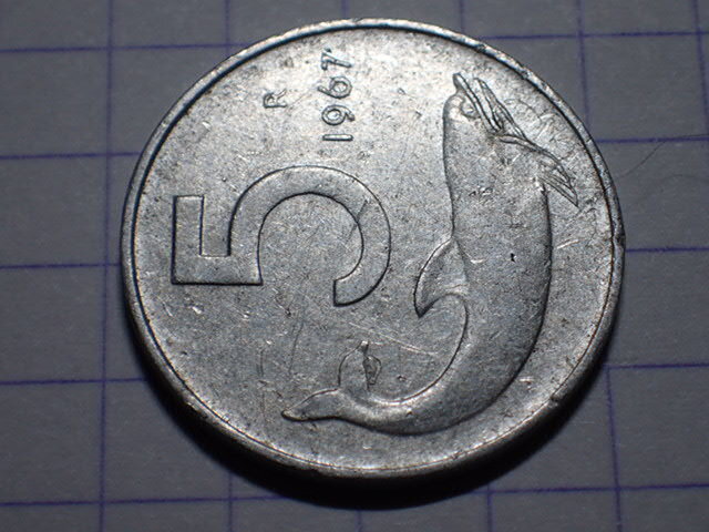 L-12 KM#92 イタリア共和国 5リラ(5 ITL)アルミニュウム貨 イルカ 1967年 世界の硬貨_画像2