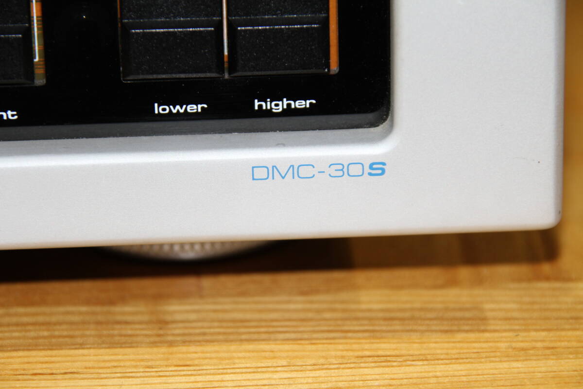 Yahoo!オークション - SPECTRAL DMC-30S プリアンプ Yahoo!オークション - SPECTRAL DMC-30S プリアンプ
