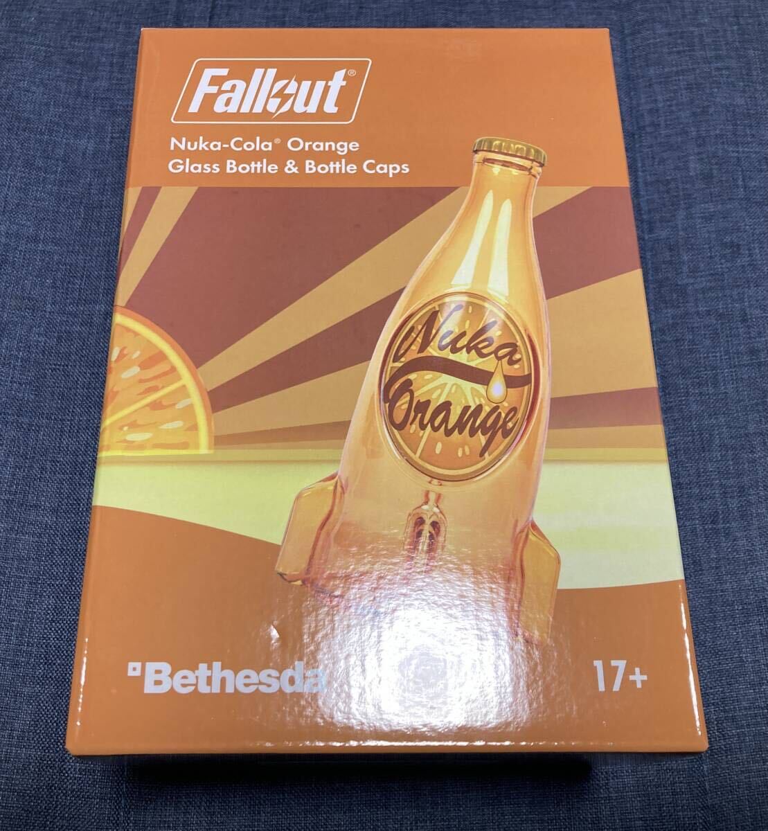 フォールアウト ヌカ・コーラオレンジのガラスボトルとキャップ　FALLOUT76 ベセスダ　_画像1