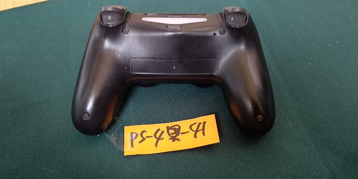 純正PS4コントローラー黒41商品説明を確認よろしくお願いします。値下げ交渉スルーします。