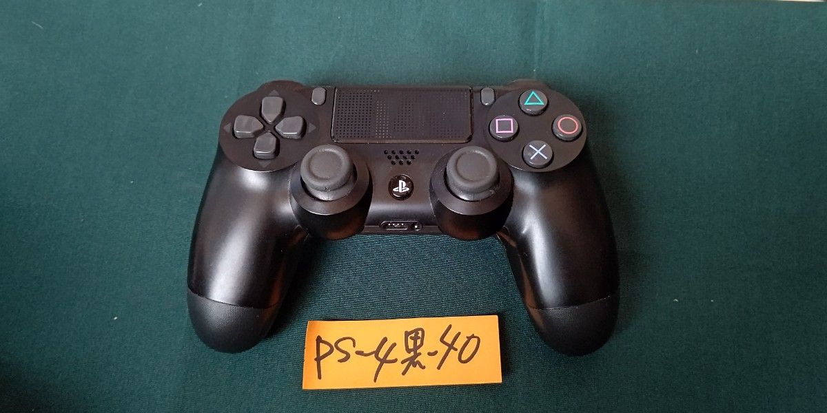 純正PS4コントローラー黒40商品説明を確認よろしくお願いします。値下げ交渉スルーします。