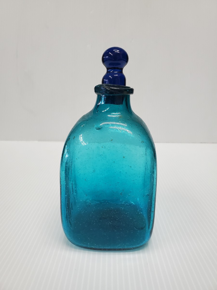 倉敷ガラス 角瓶 コバルトブルー 気泡 瓶 ガラス瓶 難あり 現状品 (ゆうパック60)_画像1