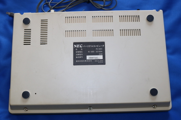 NEC PC-6001 本体 通電確認済み レトロPC ジャンク の画像5