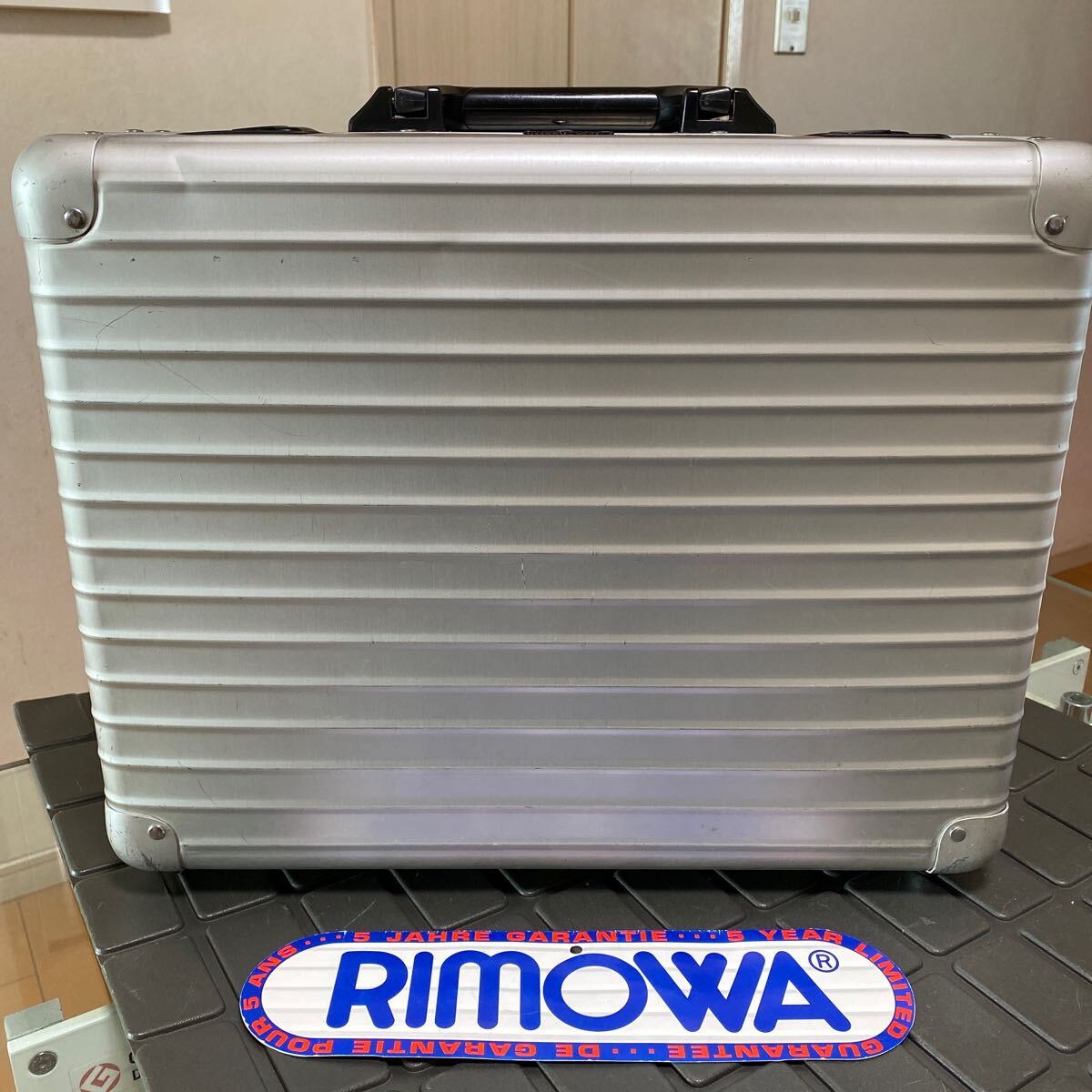 #B 廃盤/レア/希少【RIMOWA】リモワ アタッシュケース　トランクケース　アルミジュラルミンケース　ヴィンテージ/オールドリモワ 超軽量_画像3