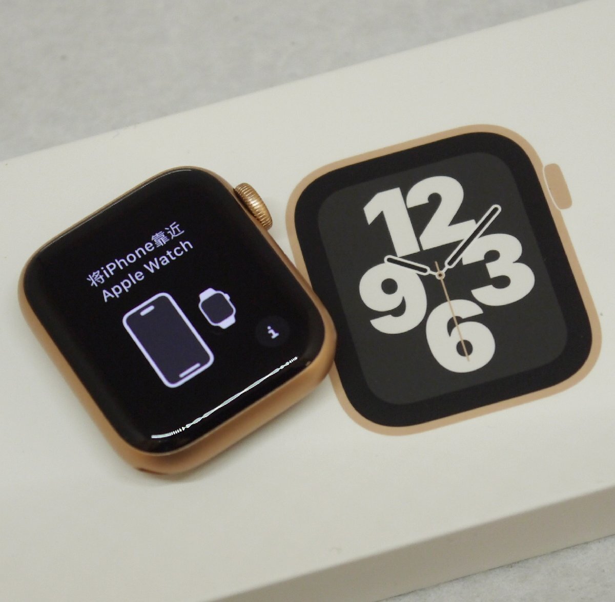 USED品・保管品 apple watch SE アップルウォッチ 40mm ゴールドアルミニウムケース MKQ03J/A A2351 社外レザーベルト付き