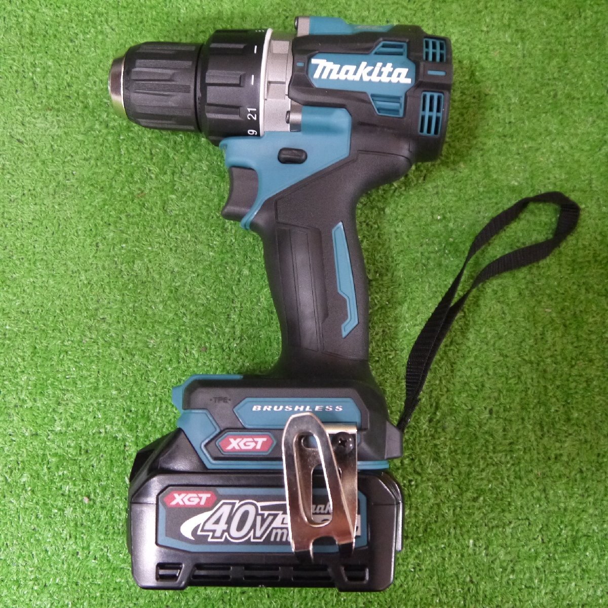 ★未使用 保管品 makita【マキタ DF002GRDX 40Vmax 2.5Ah 充電式ドライバドリル BL4025 バッテリー2個,DC40RA 急速充電器付き 240228】_画像4