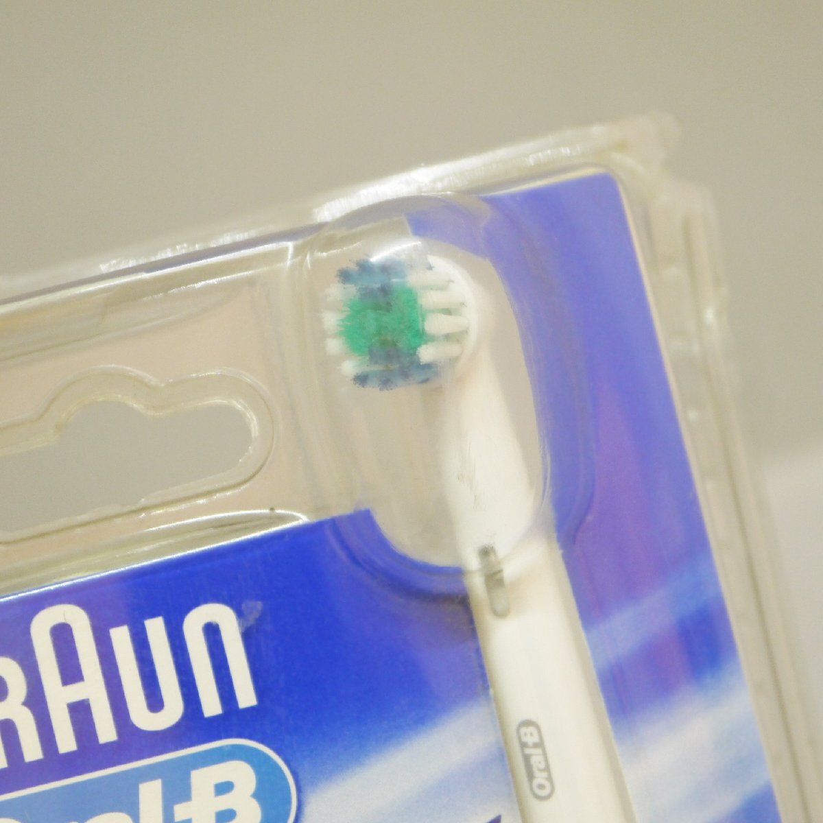 訳有品・未開封品 BRAUN ブラウン Oral-B オーラルB D12013E 電動歯ブラシ すみずみクリーン 充電式 現状品_画像2