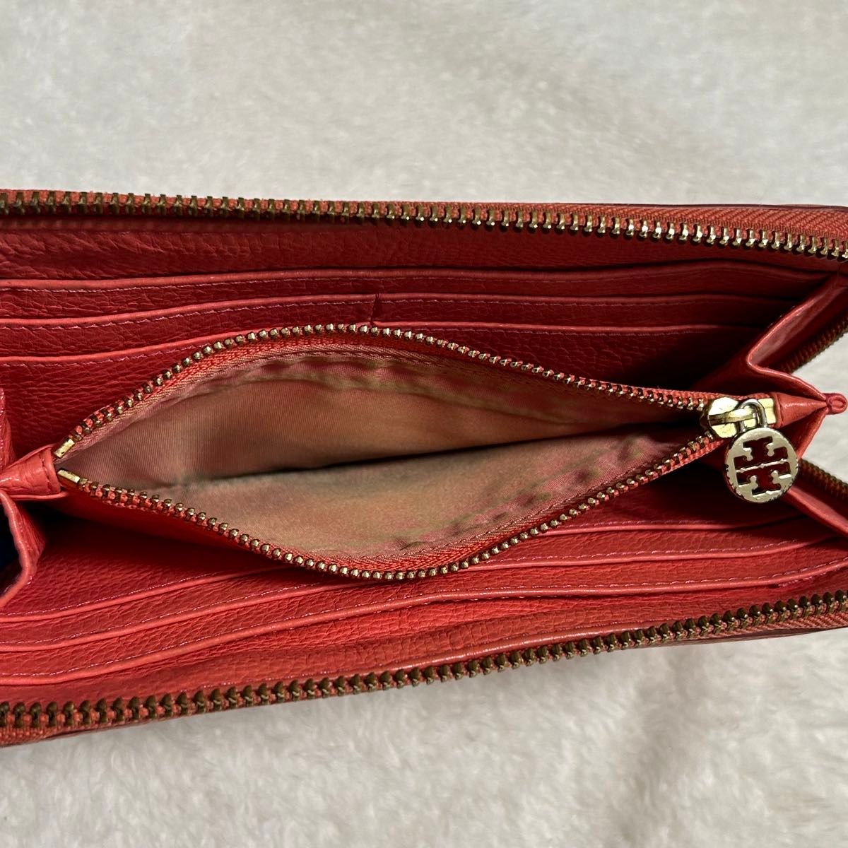 TORY BURCH トリーバーチ ゴールド ビッグロゴ レザー 長財布 TORY BURCH トリーバーチ ゴールド ビッグロゴ レザー 長財布