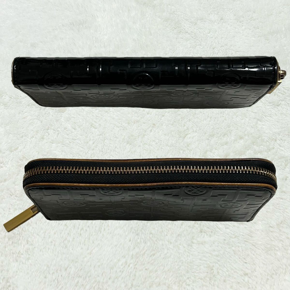 TORY BURCH トリーバーチ エナメル ロゴ 型押し モノグラム 総柄 TORY BURCH トリーバーチ エナメル ロゴ 型押し モノグラム 総柄