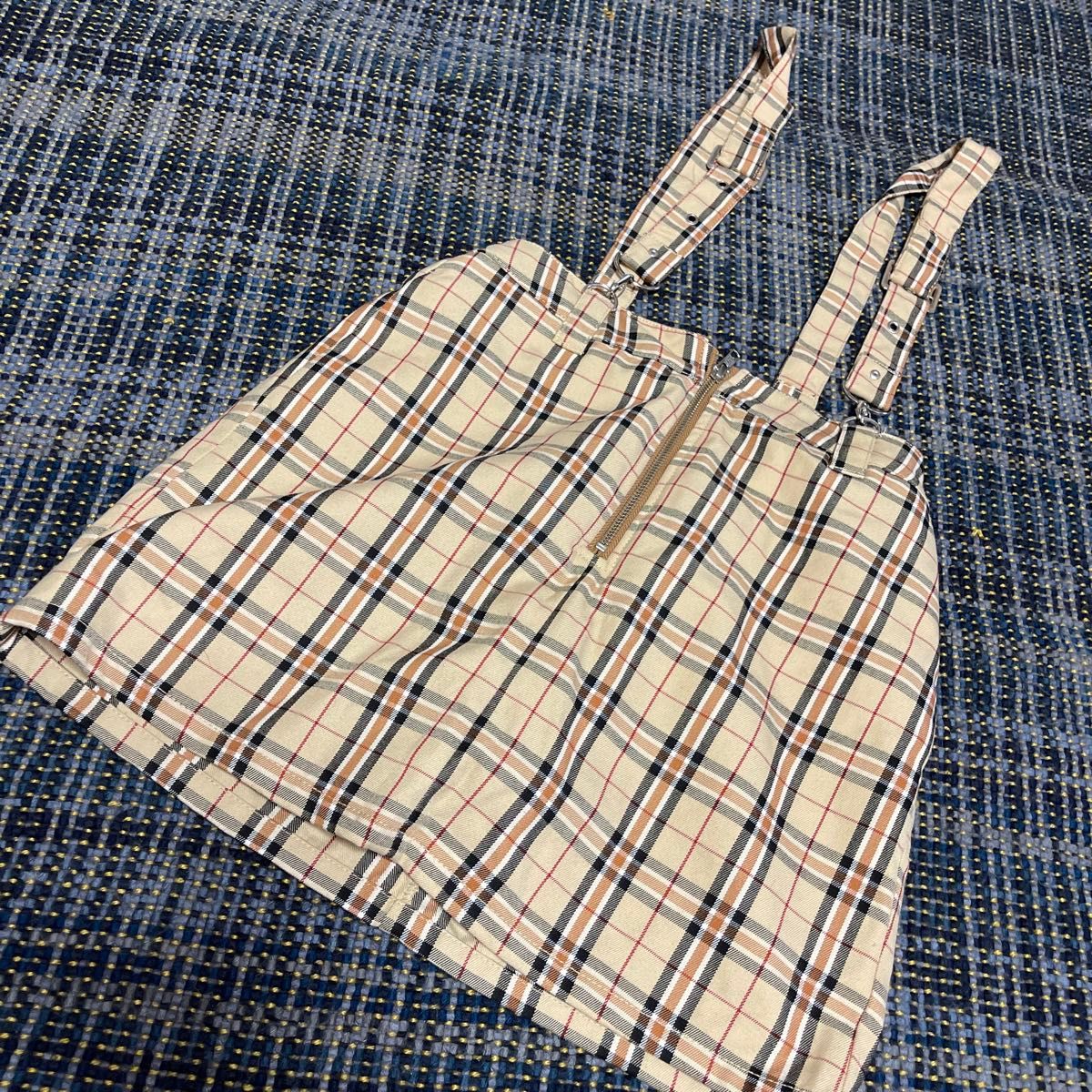 サスペンダー付きチェック柄のインナーパンツ付きタイトスカートサイズ表示M☆ スカート