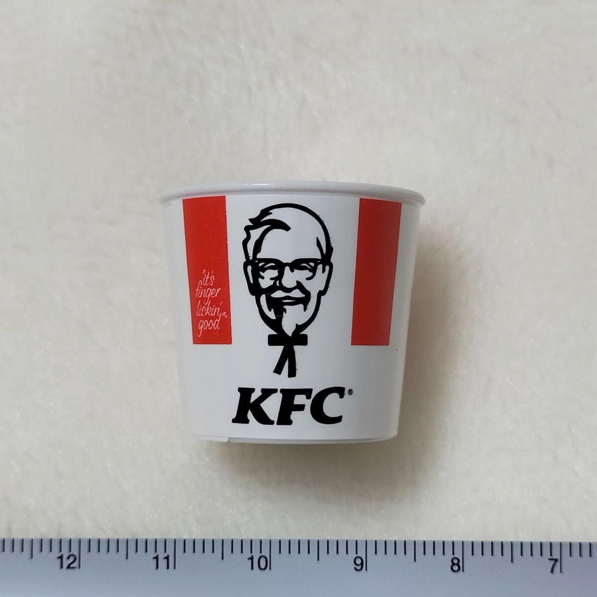 ケンタッキー KFC ミニブランズ ミニチュア ドールハウス フィギュア ガチャ おもちゃ doll リーメント ぷちサンプル 小道具 クリスマス_画像1