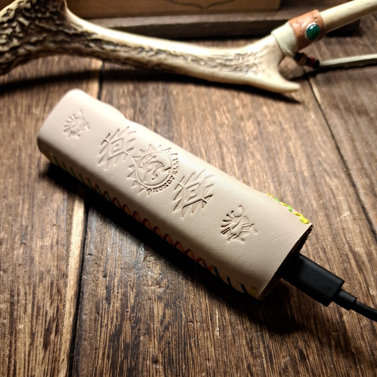 【革族工房】◆NativeAmerican◆handmade◆ 【iQOS ILUMA ONE】アイコス イルマ ワン レザー保護ケース◆ヌメ革◆レインボーステッチ_画像8