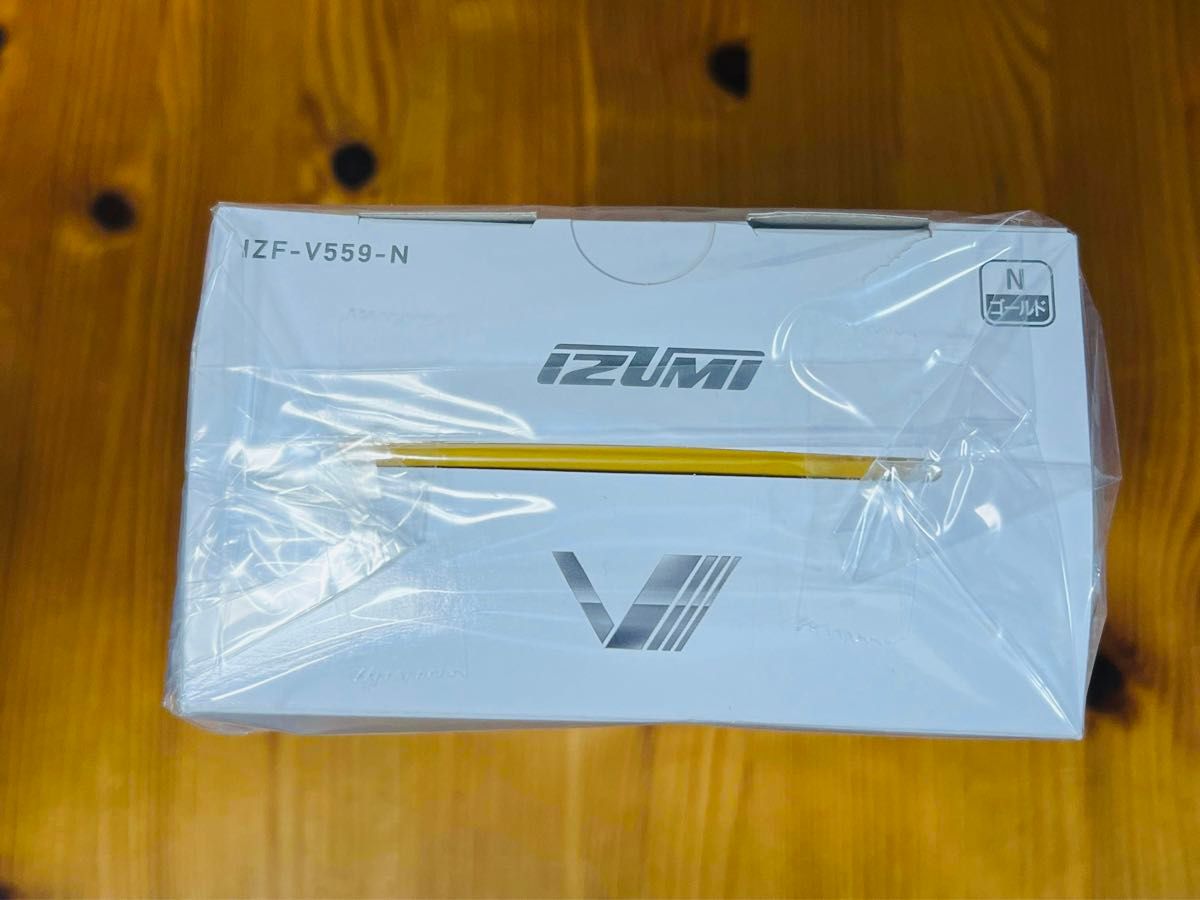 イズミ ゴールド IZUMI S-DRIVE 4枚刃 IZF-V559-N 26 電気シェーバー イズミ IZUMI