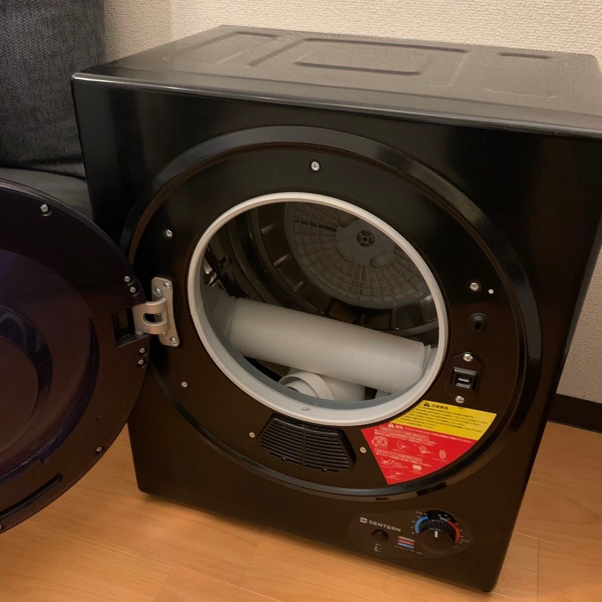 ラスト1点】ビーティーエム小型衣類乾燥機 ES280935AAA ブラック ラスト1点】ビーティーエム小型衣類乾燥機 ES280935AAA ブラック
