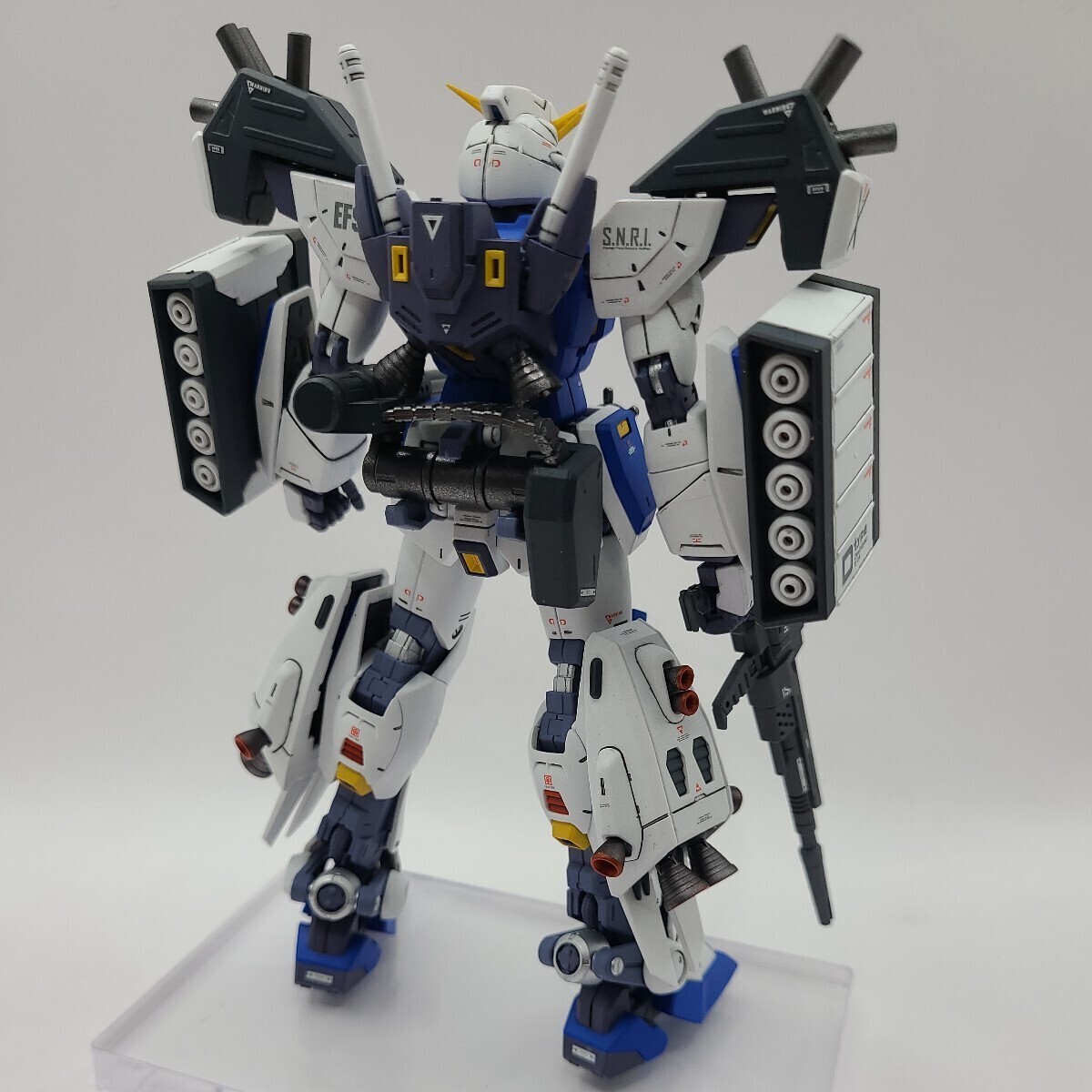 ＭＧ 1/100 ガンダムＦ９０ ガンダムＦ９０用 ミッションパック Ｄタイプ＆Ｇタイプ 完成品 塗装済み 水転写式デカール ガンプラ ガンダム_画像2