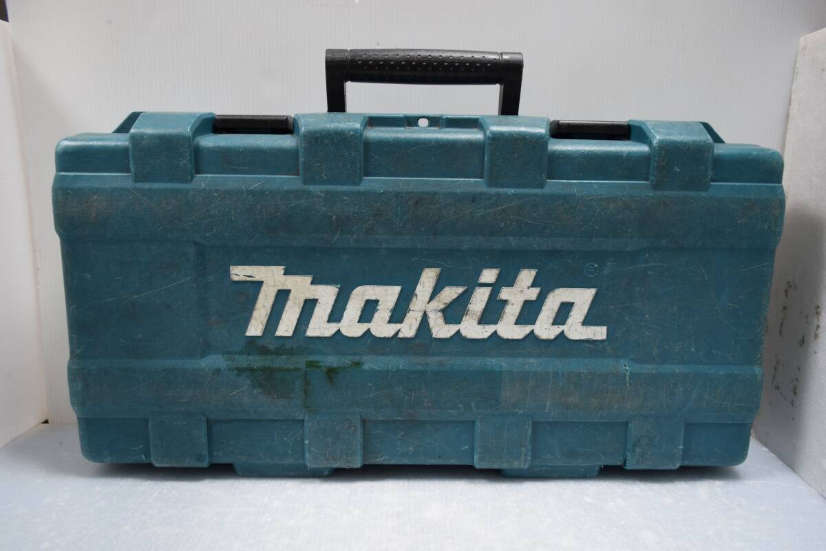 D0594 Y makita マキタ 充電式レシプロソーJR186D (6.0Ah×1個 バッテリ付き）ケース 付