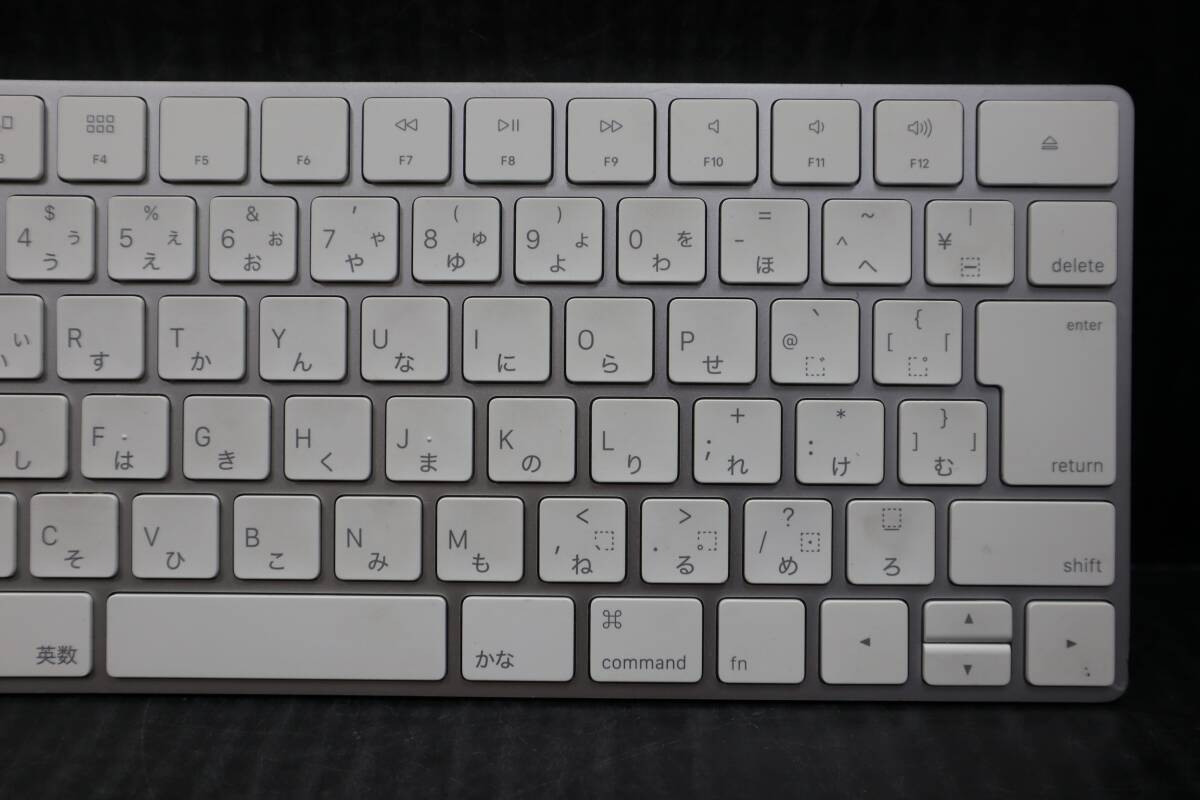 E7708 Y 【純正品】 Apple Magic Keyboard A1644 / 日本語 /訳あり：バッテリー故障の画像3