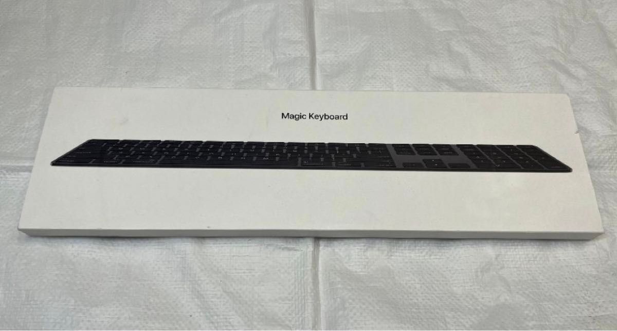 Apple Magic Keyboard with Num pad (UK) iPad mini対応