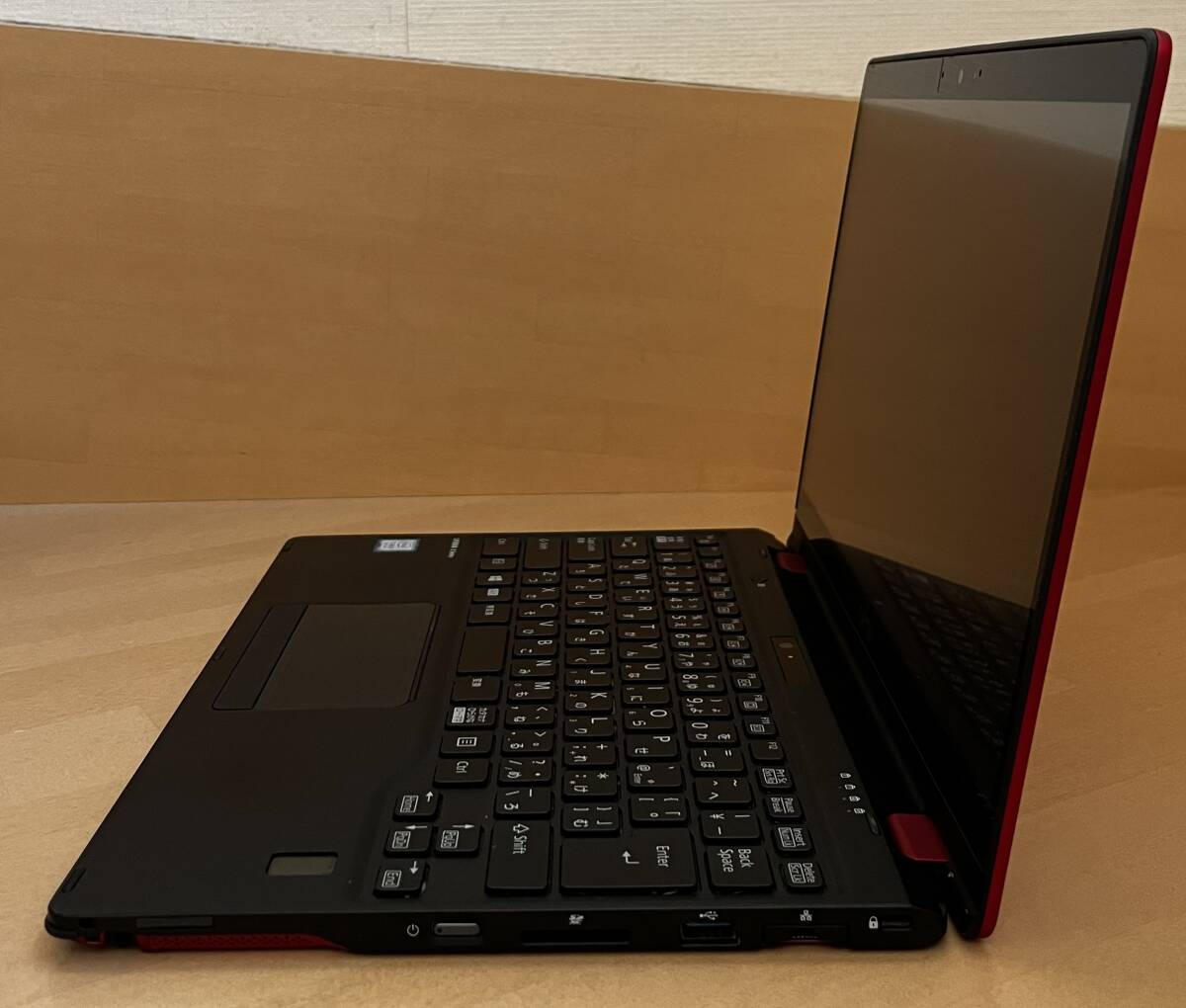 FUJITSU LIFEBOOK U939X/A Core i5 8365U 1.6GHz 8GB NVMe 256GB FULL HD タッチパネル _画像3