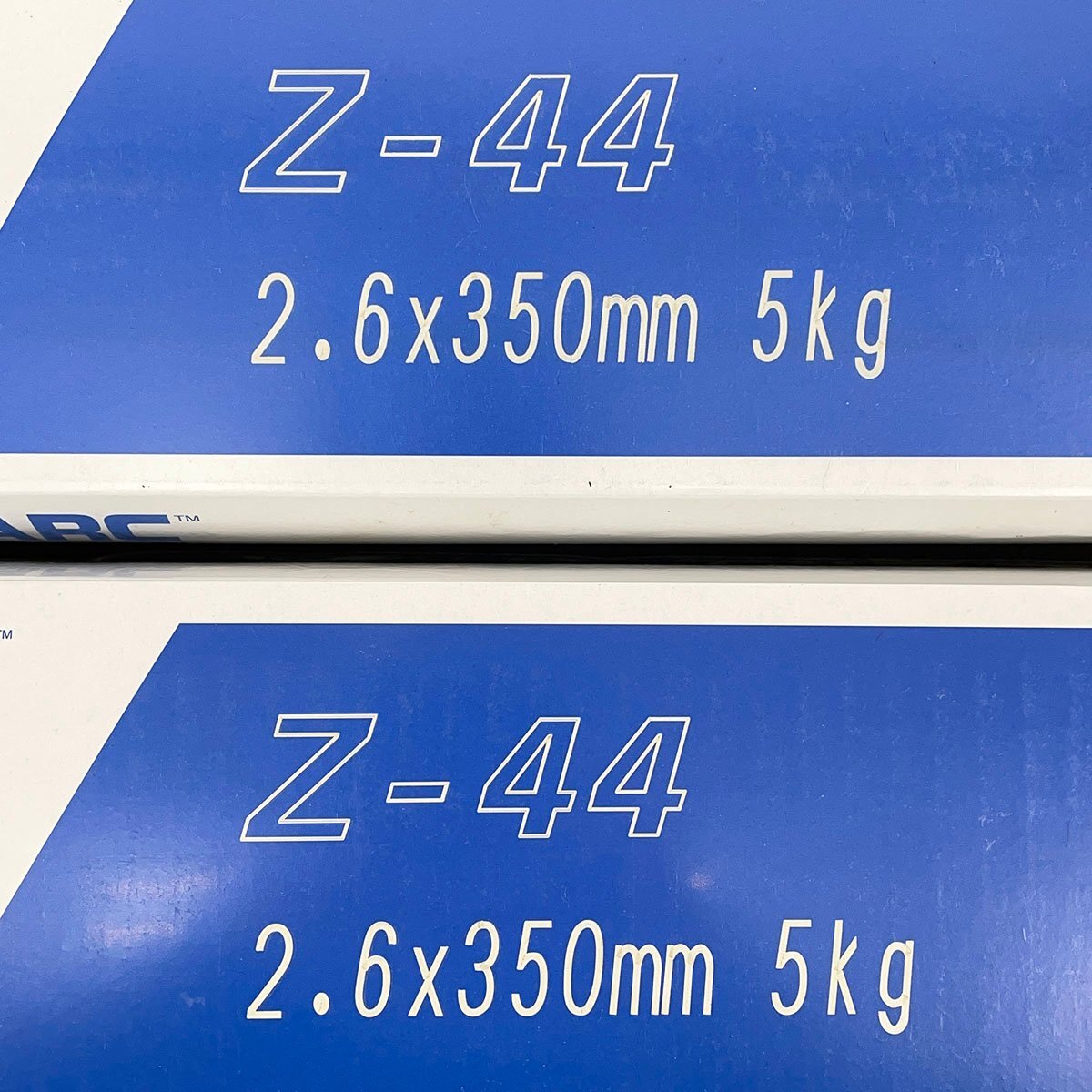 ほぼ未使用 神戸製鋼 コベルコ KOBELCO アーク溶接棒 Z-44 2.6×350mm 5kg×4点セット [K5084]_画像2