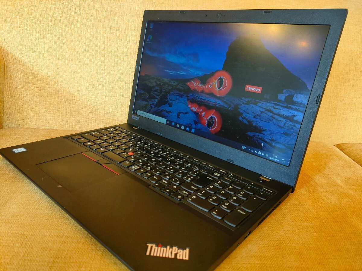 ★Lenovo ThinkPad L590 第8世代 Core i5 Windows10 8GB 64ビット SS SSD/250GB ジャンク扱い 電源アダプター付き★の画像1
