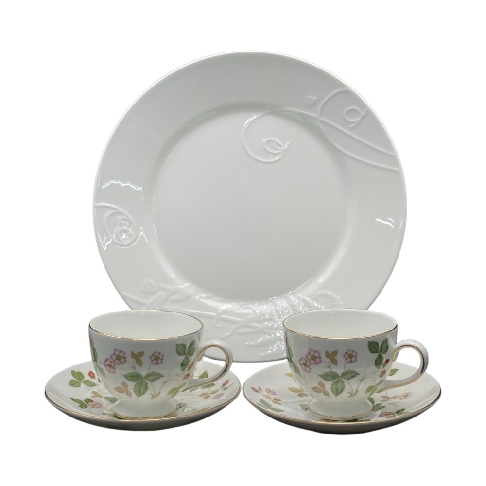 ☆☆ Wedgwood ウェッジウッド ワイルド ストロベリー カップ＆ソーサー ネイチャープレート セット やや傷や汚れあり