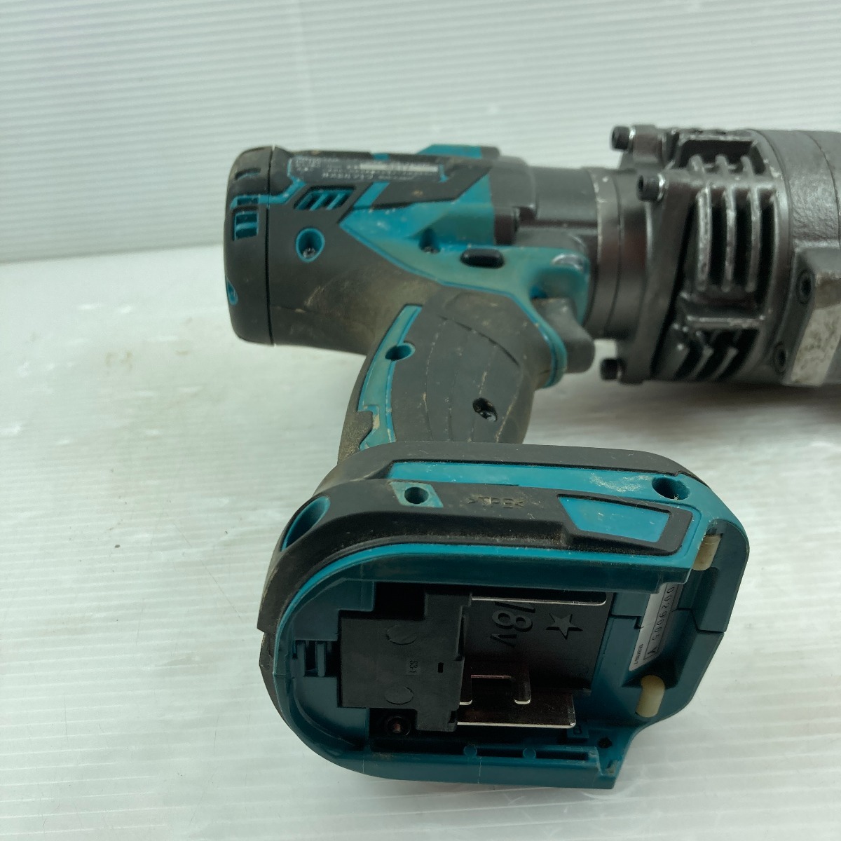 κκ MAKITA マキタ 電動工具 鉄筋カッター ケース付 コードレス式 18v 29005 SC163D グリーン やや傷や汚れあり_画像6