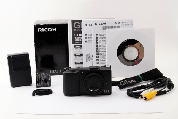  used Ricoh Ricoh GR DIGITAL iii black original box, manual attaching #5128