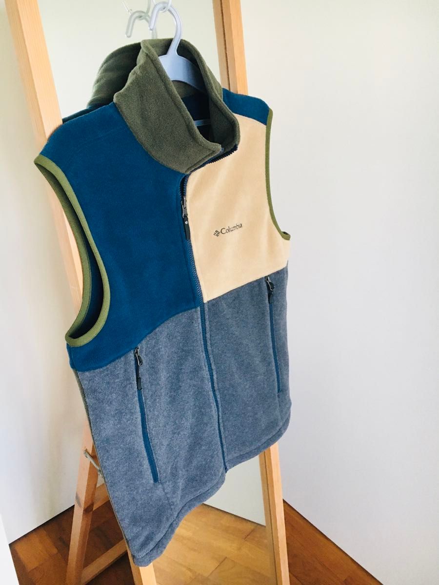 コロンビア  Columbia フリースベスト VEST ベスト　フリースベスト ベスト フリース