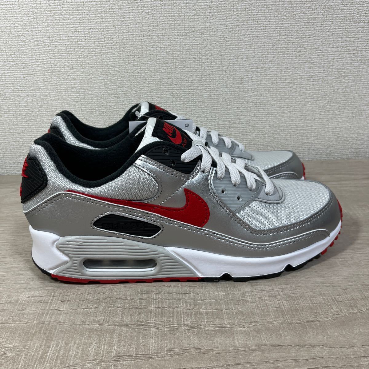 1円スタート売切り 新品未使用 NIKE AIR MAX 90 ナイキ エアマックス90 シルバー 25.5cm 完売品 定価14,300円 正規店購入_画像3