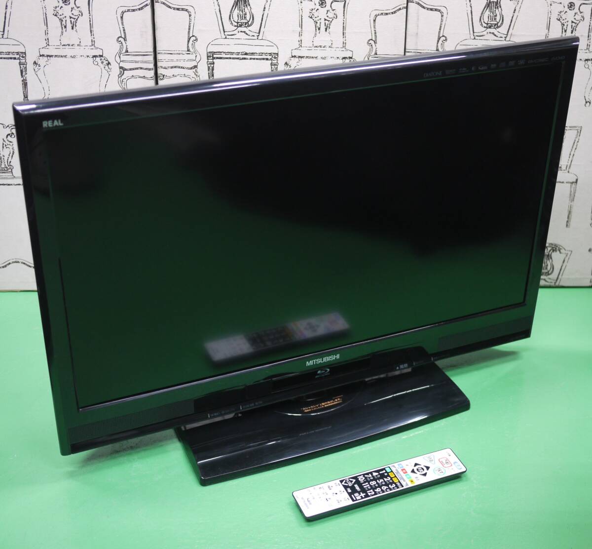 希少 完動 美品 三菱 32V型 ハイビジョン 液晶 テレビ LCD-32BHR500 2011年 500GB HDD ブルーレイレコーダー内蔵 2チューナー搭載 32インチの画像1