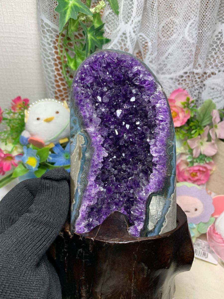 濃紫アメジストドーム 天然 紫水晶 原石 A級 黄水晶付き  