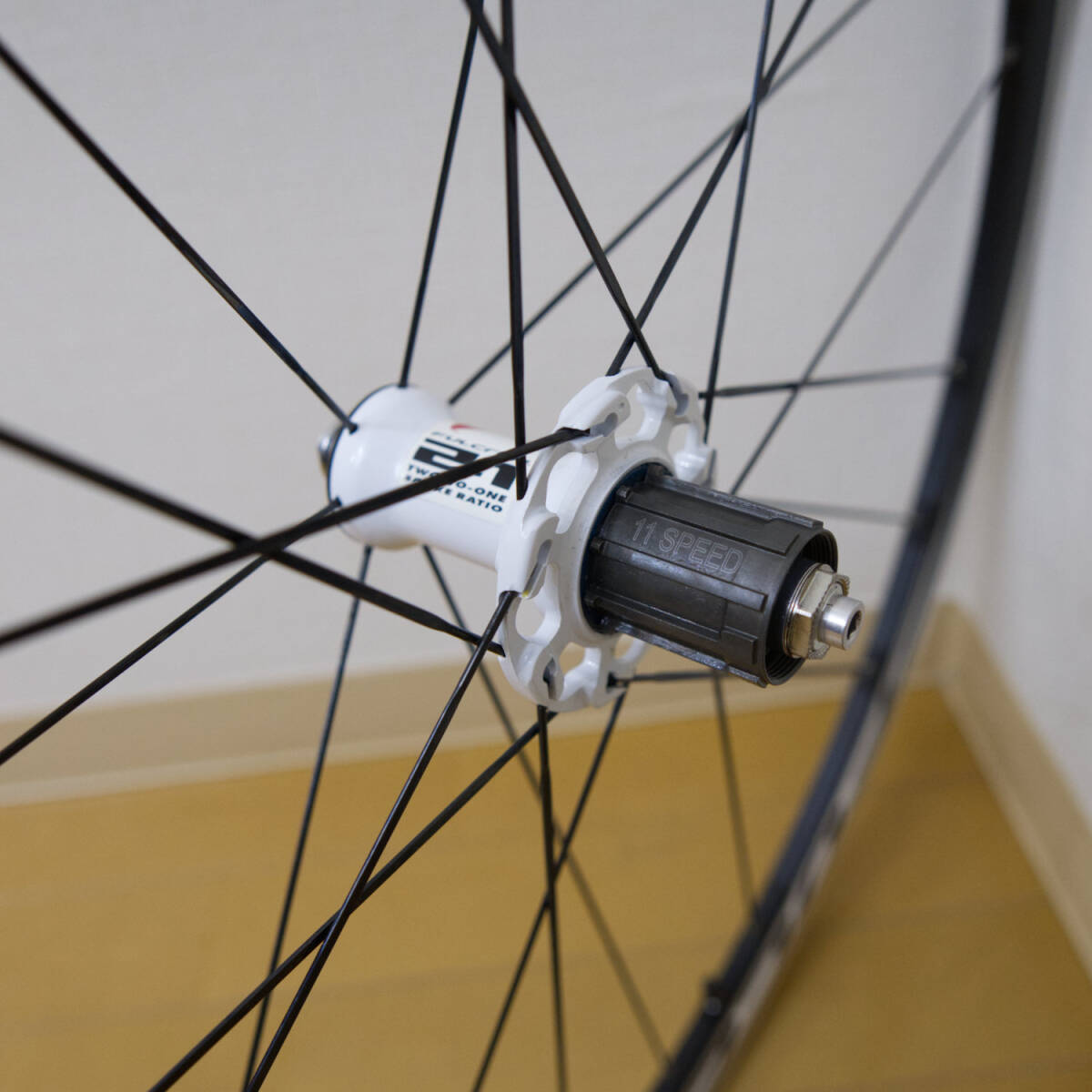 未使用】Fulcrum Racing3 フルクラム レーシング3 2way-fit 15c 未使用】Fulcrum Racing3 フルクラム レーシング3 2way-fit 15c