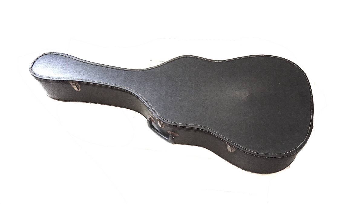 送料本文 アコースティック アコギ ギター ハード ケース ACOUSTIC GUITAR HARD CASE サイズ写真 中古 薄型軽量タイプ 現状 管理番号1602_画像2