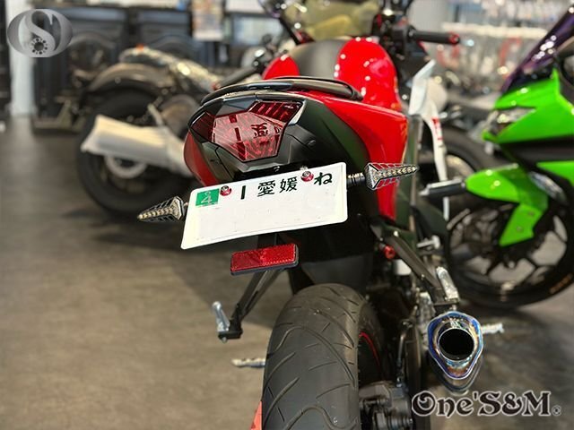 T6-26BK フェンダーレスキット ナンバー灯 黒 GPZ250F GPZ400F Z200 Z400GP Z400FX Z250FT Z750RS Z900 Z750GP Z750FX Z1100GP Z1 Z2 汎用の画像10