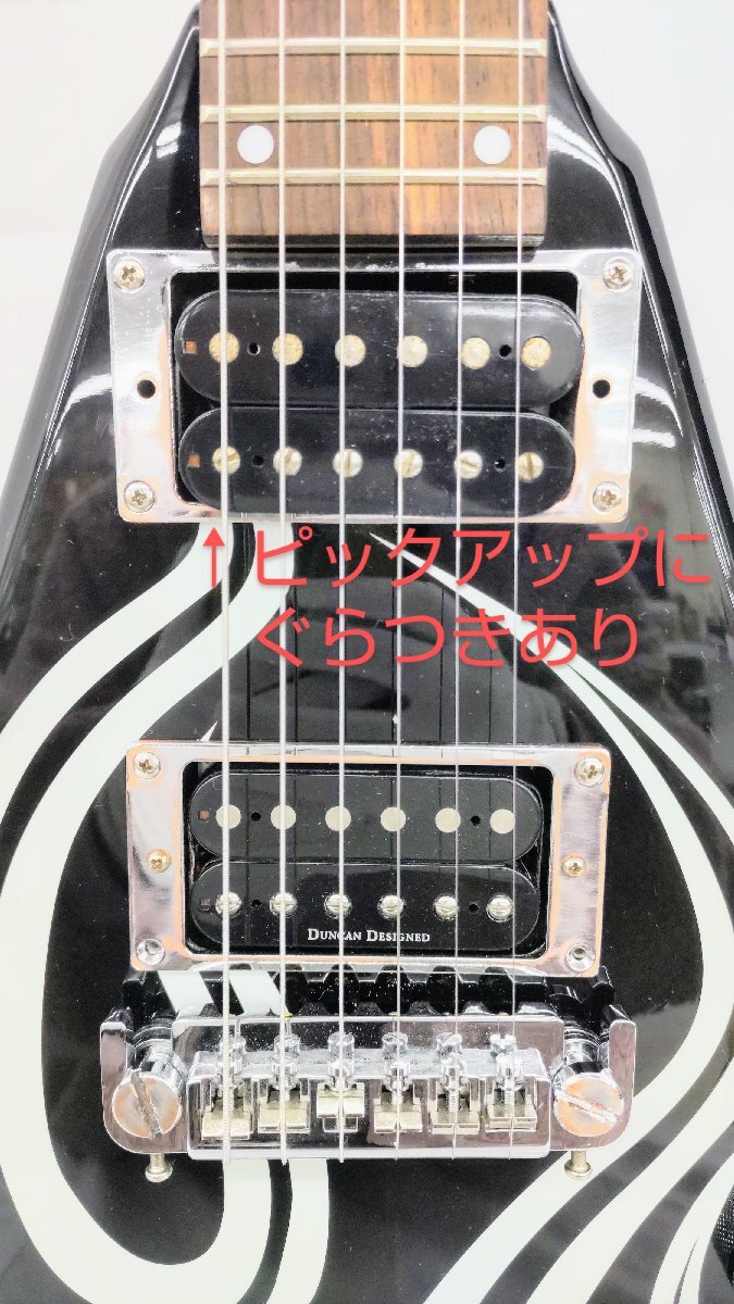 T1597 B.C Rich ビーシーリッチ エレキギター フライングVタイプ ブラック 黒 V字型 Vシェイプ 変形ギター ギター 弦楽器_画像2