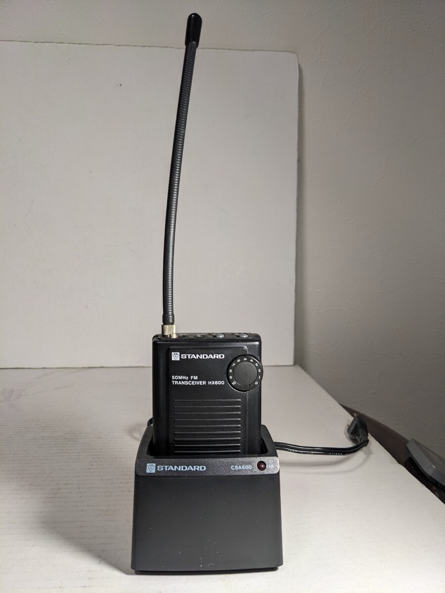STANDARD スタンダード 50MHZ FM ハンディ トランシーバー HX600 卓上充電器セット 通電未確認 ジャンク_画像10