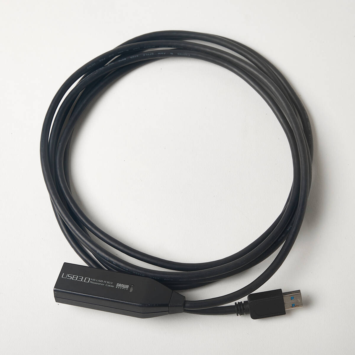 サンワサプライ 3m延長USB3.0アクティブリピーターケーブル KB-USB-R303の画像1
