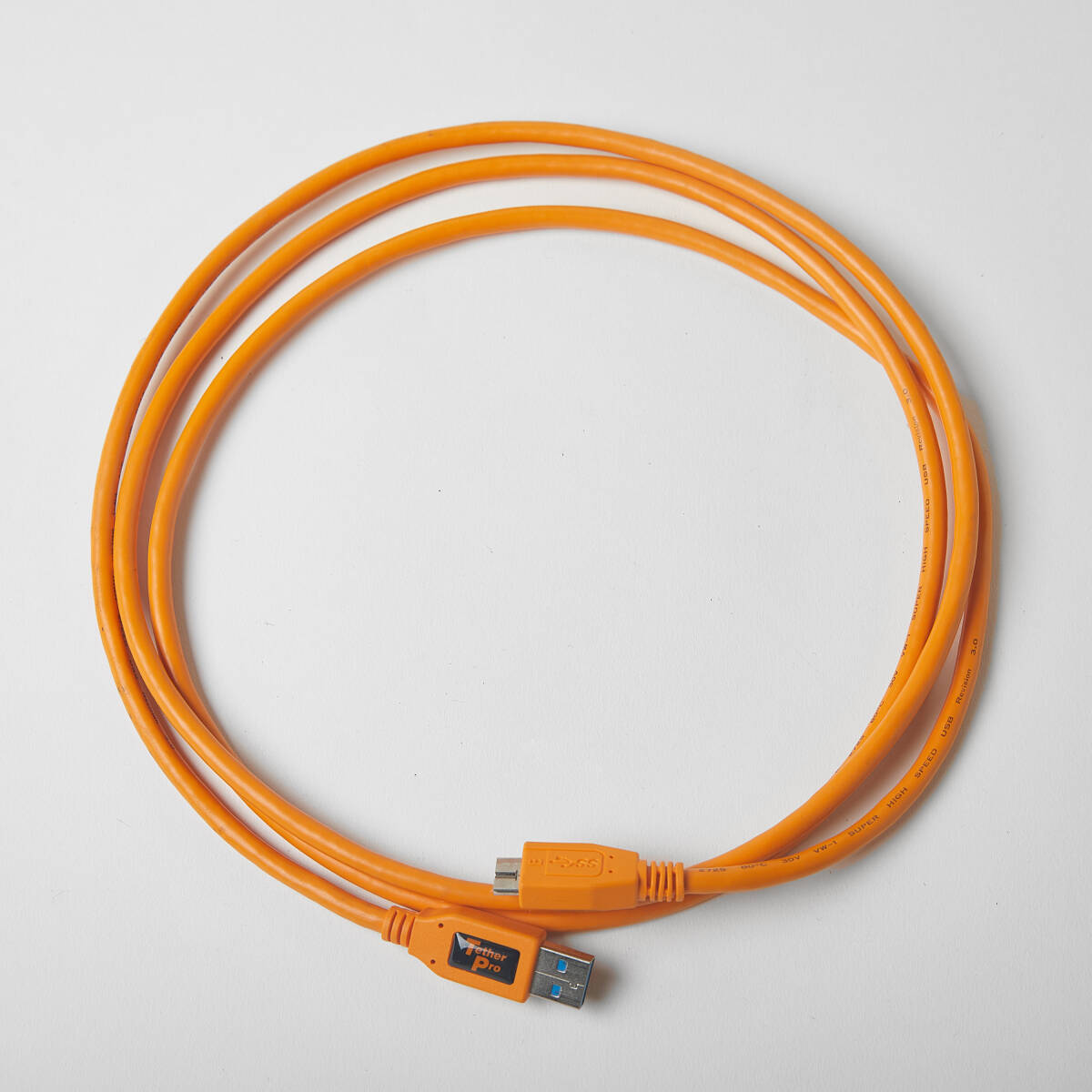 TETHER TOOLS 1m80cm TetherPro USB 3.0 SuperSpeed Micro-B Cable_画像1