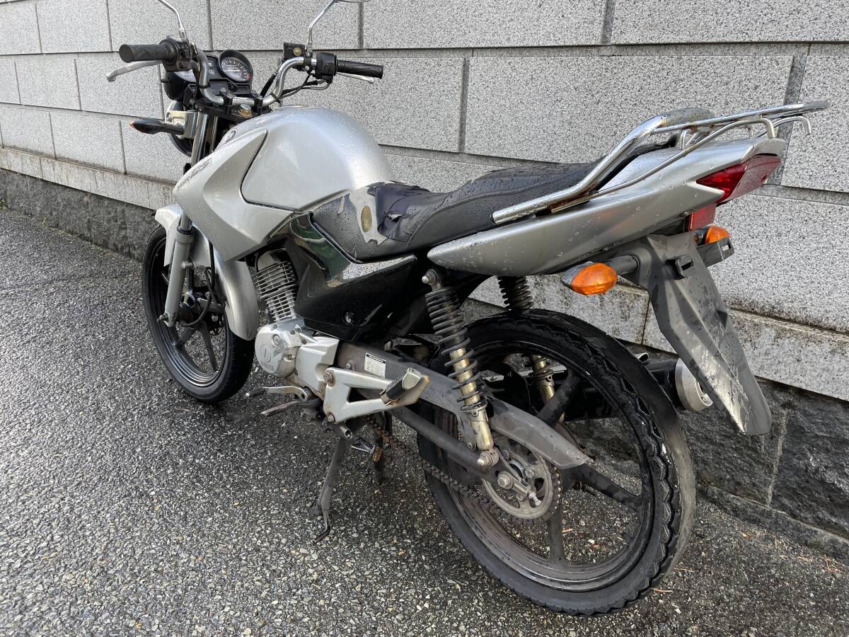 即決価格でタイヤ交換　YBR125 書類 鍵付き レストアベース車_画像6