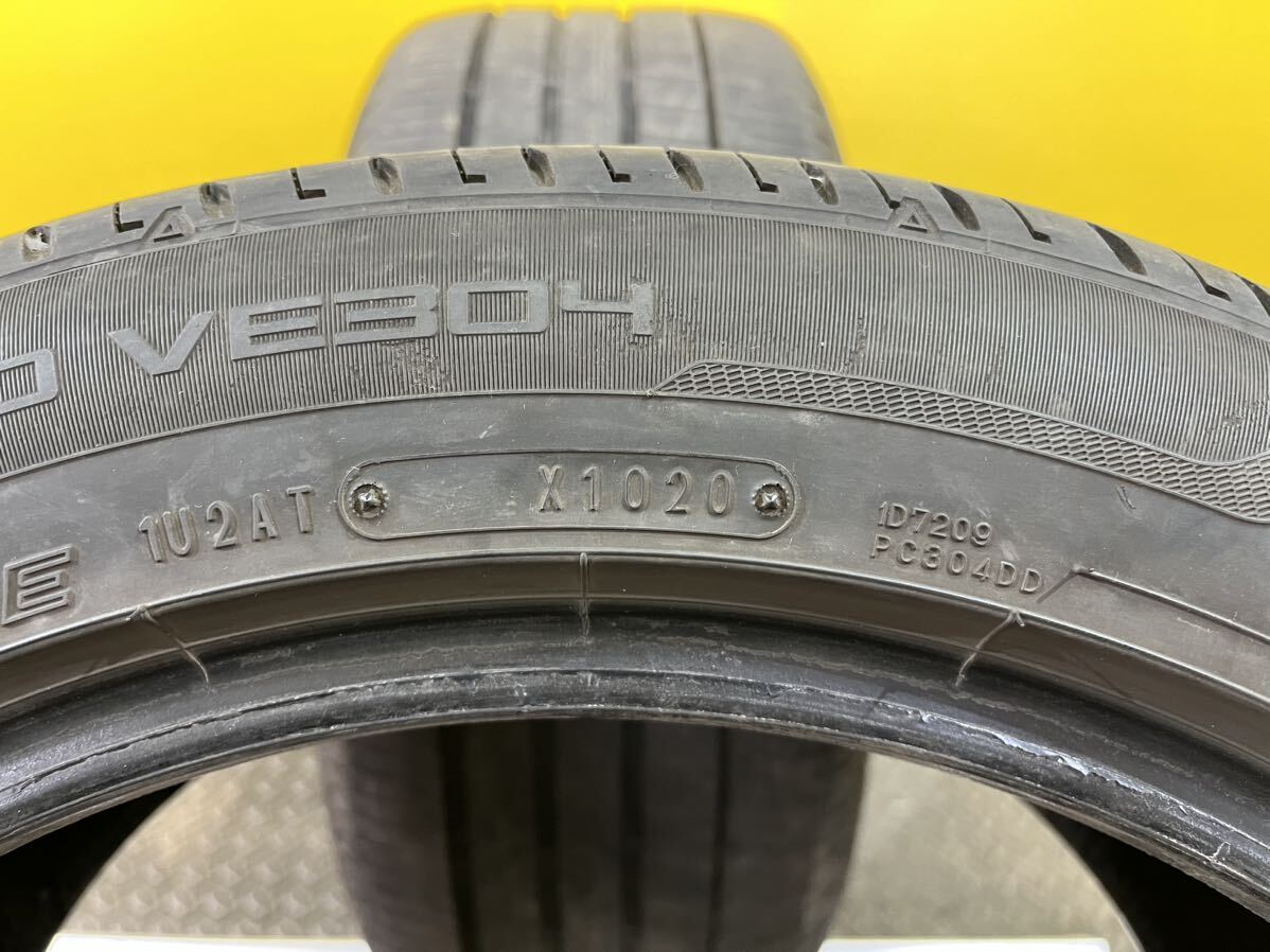 T922 中古タイヤ 245/45R17 DUNLOP VEURO VE304 SILENT CORE ダンロップ ビューロ 夏タイヤ サマータイヤ バリ溝 2020年製 2本のみの画像7