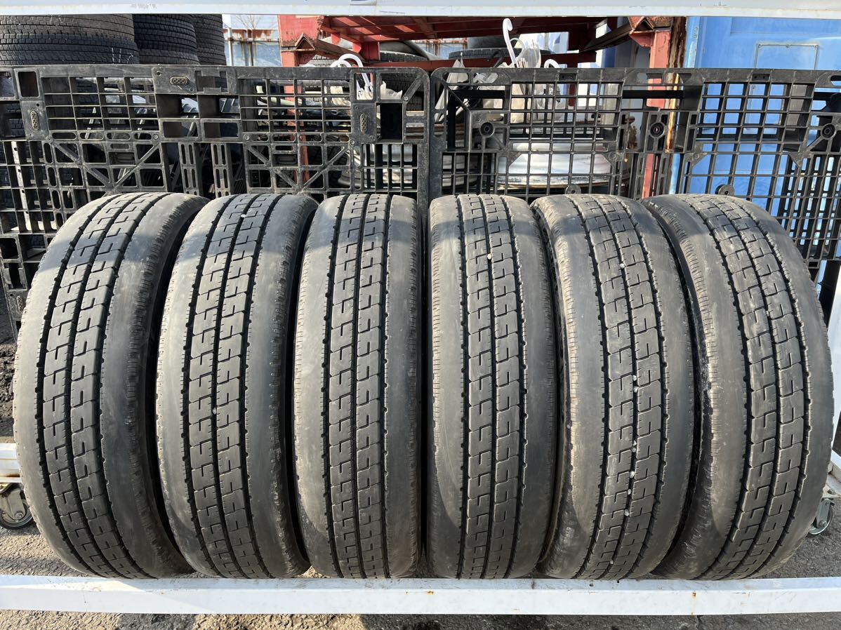 TBLT169 中古タイヤ 205/70R16 111/109N LT BRIDGESTONE DURAVIS R207 ブリヂストン デュラビス 夏タイヤ サマータイヤ 2021年製 6本セット_画像1